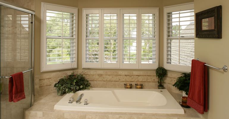 Plantation shutters in Orlando bathroom.